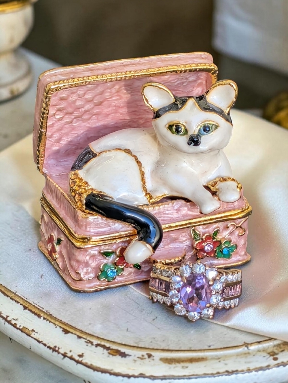 Romantic Amethyst Ring W/ Adorable Kitty Cat Trinket Dish